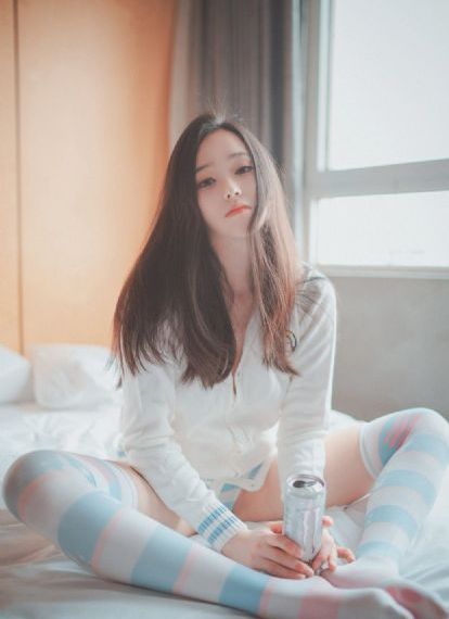团鬼六全集中文版在线观看免费_国产剧电影完整版